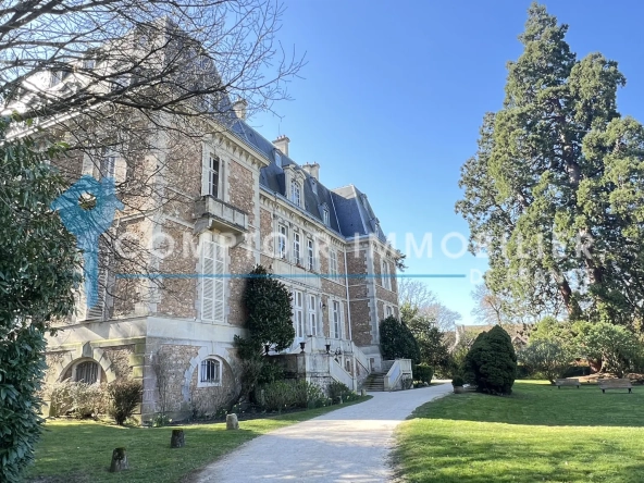 Appartement de standing avec parc et parking à Guigneville-sur-Essonne