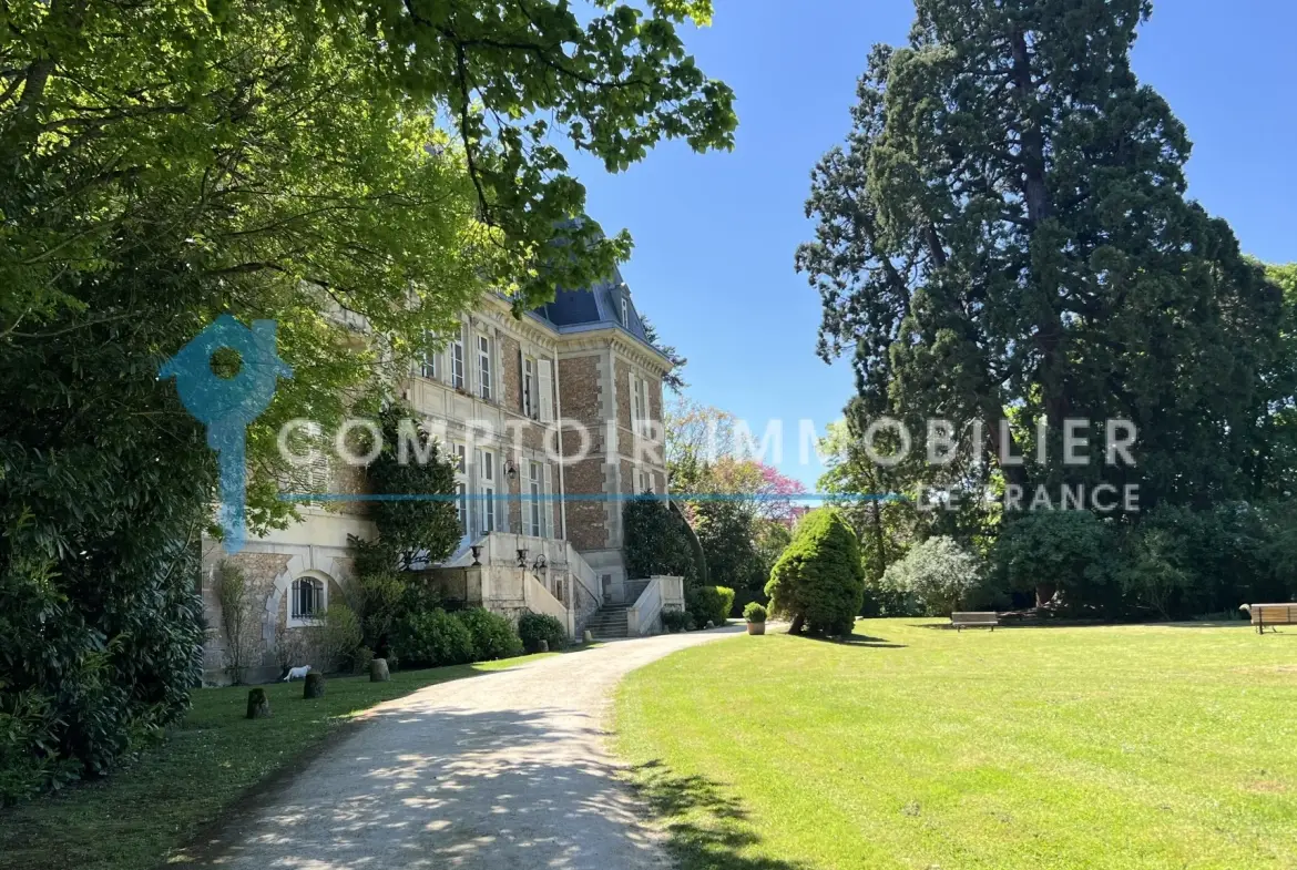 Appartement de standing avec parc et parking à Guigneville-sur-Essonne 