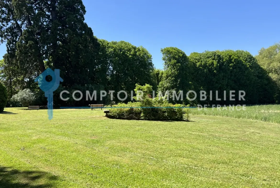 Appartement de standing avec parc et parking à Guigneville-sur-Essonne 