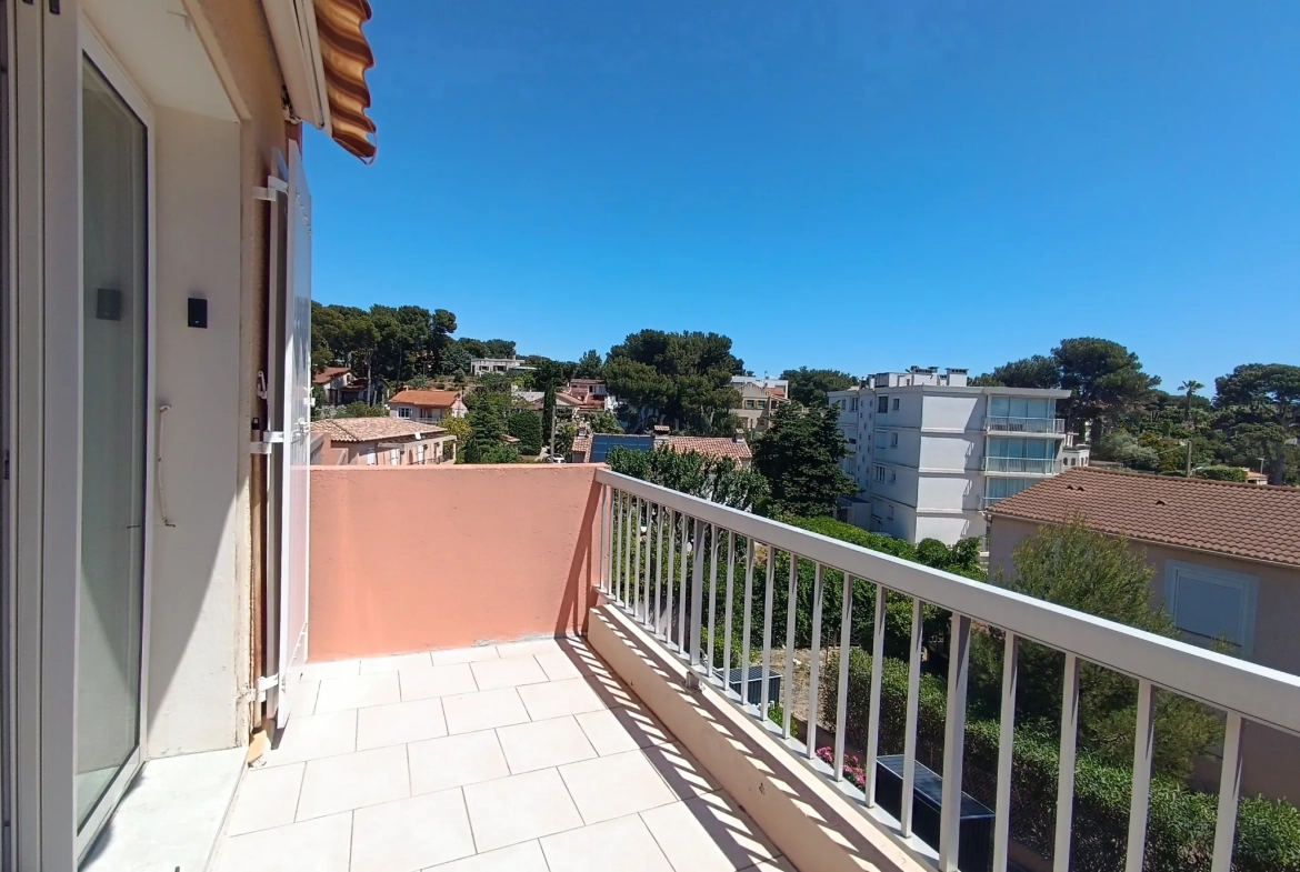 Appartement 1 pièce avec vue mer et terrasse à Carry le Rouet 