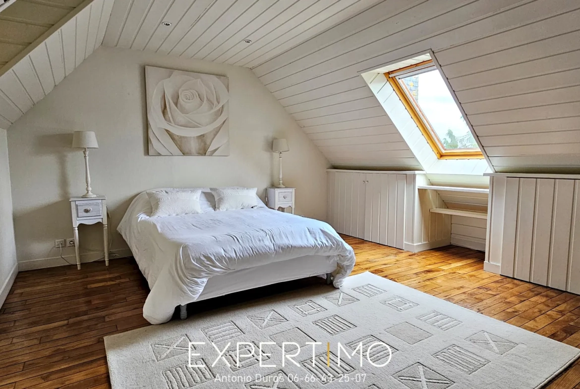 Maison à Loudéac 132 m² avec jardin et garage, proche commodités 