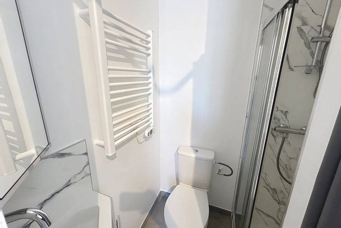 Studio rénové de 10 m² à Marseille Canet – Opportunité d'investissement locatif 