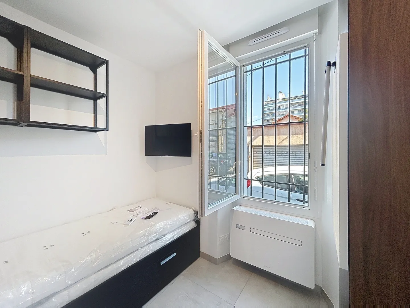 Studio rénové de 10 m² à Marseille Canet – Opportunité d'investissement locatif 