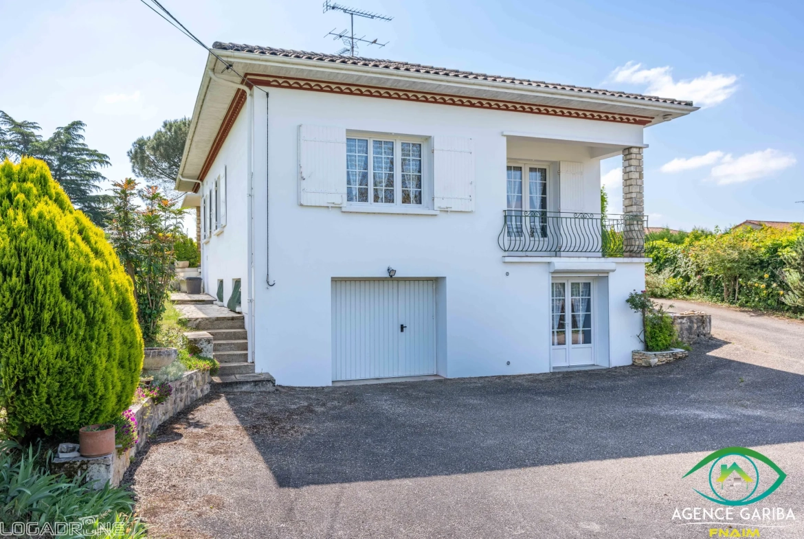 Jolie maison de 120 m² avec grand jardin et 4 chambres à Saint-Vite 