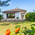 Jolie maison de 120 m² avec grand jardin et 4 chambres à Saint-Vite