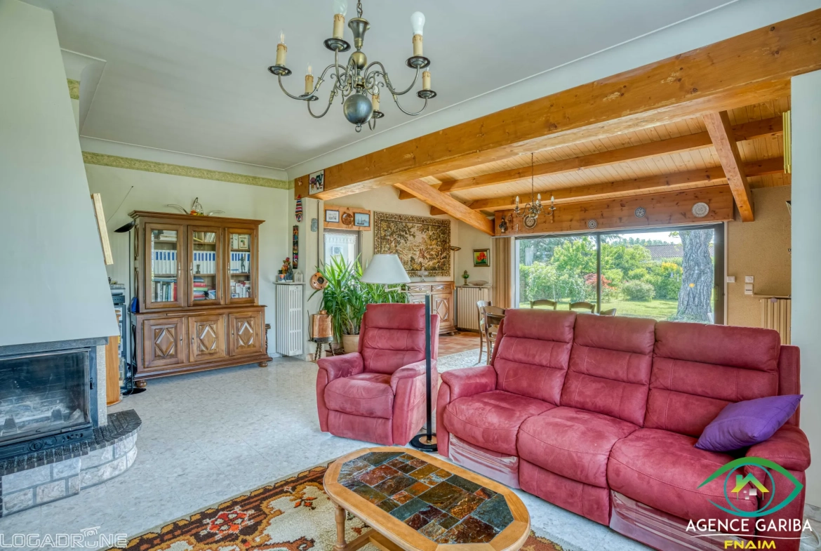 Jolie maison de 120 m² avec grand jardin et 4 chambres à Saint-Vite 