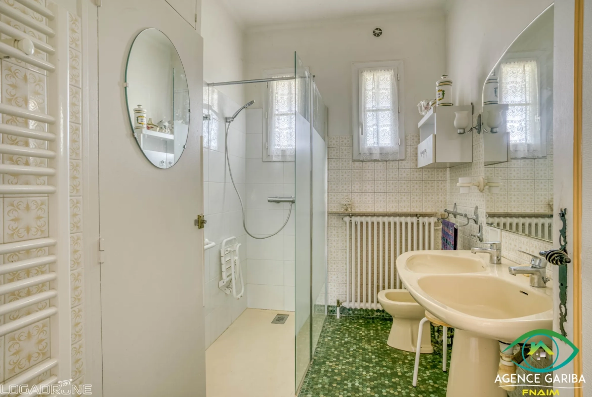 Jolie maison de 120 m² avec grand jardin et 4 chambres à Saint-Vite 