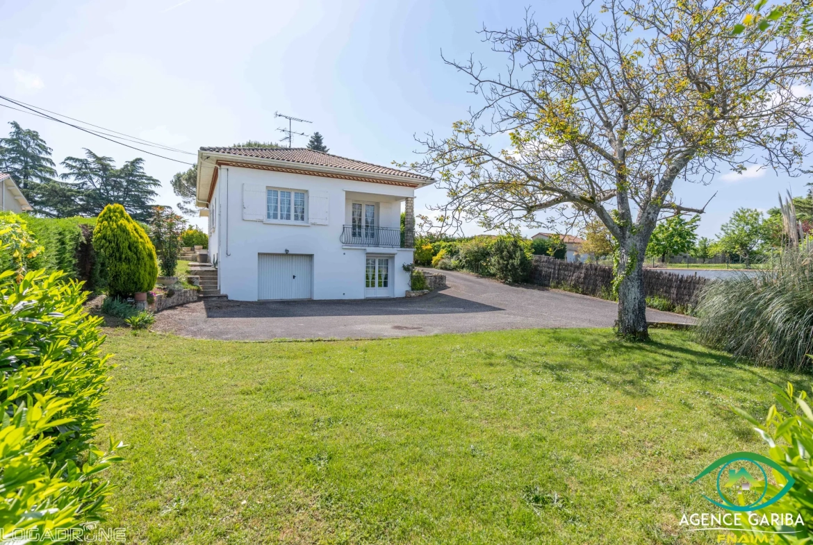 Jolie maison de 120 m² avec grand jardin et 4 chambres à Saint-Vite 