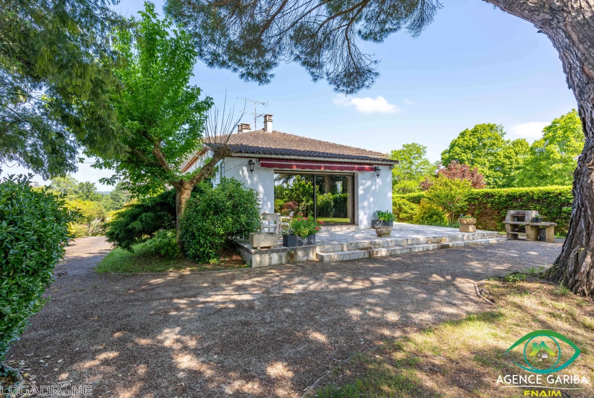 Jolie maison de 120 m² avec grand jardin et 4 chambres à Saint-Vite 