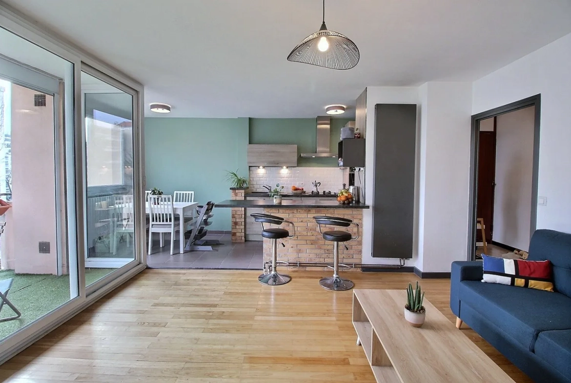 Appartement T3 lumineux avec balcon et cave à Lyon Part-Dieu 