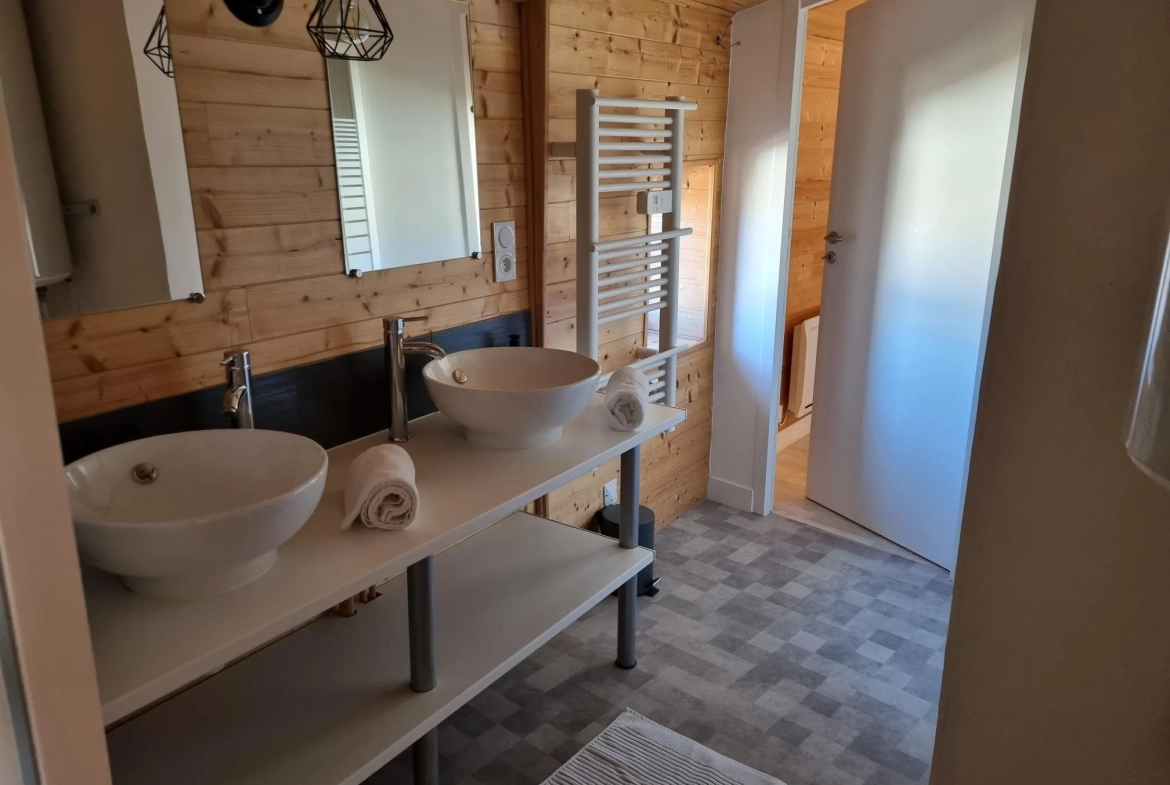 Belle maison rénovée de 135 m² avec terrasse à Combronde 
