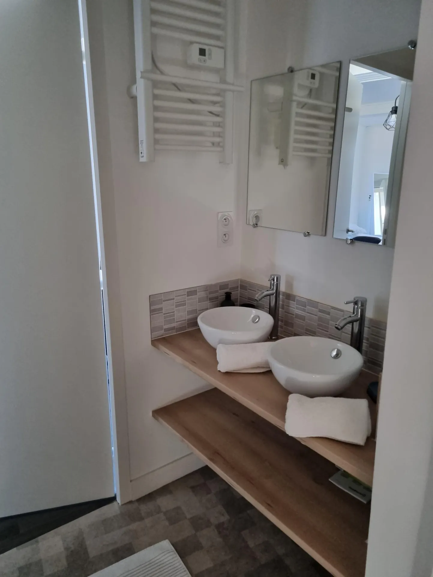 Belle maison rénovée de 135 m² avec terrasse à Combronde 