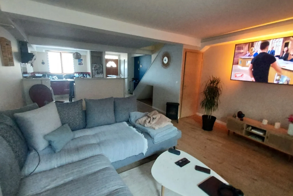 Maison de village rénovée avec jardin et terrasse à Auterive 