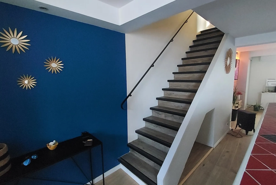 Maison de village rénovée avec jardin et terrasse à Auterive 