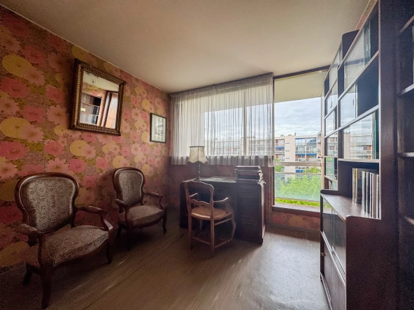 Appartement T5 traversant avec 6 terrasses et parking à Montpellier – Investissement idéal 