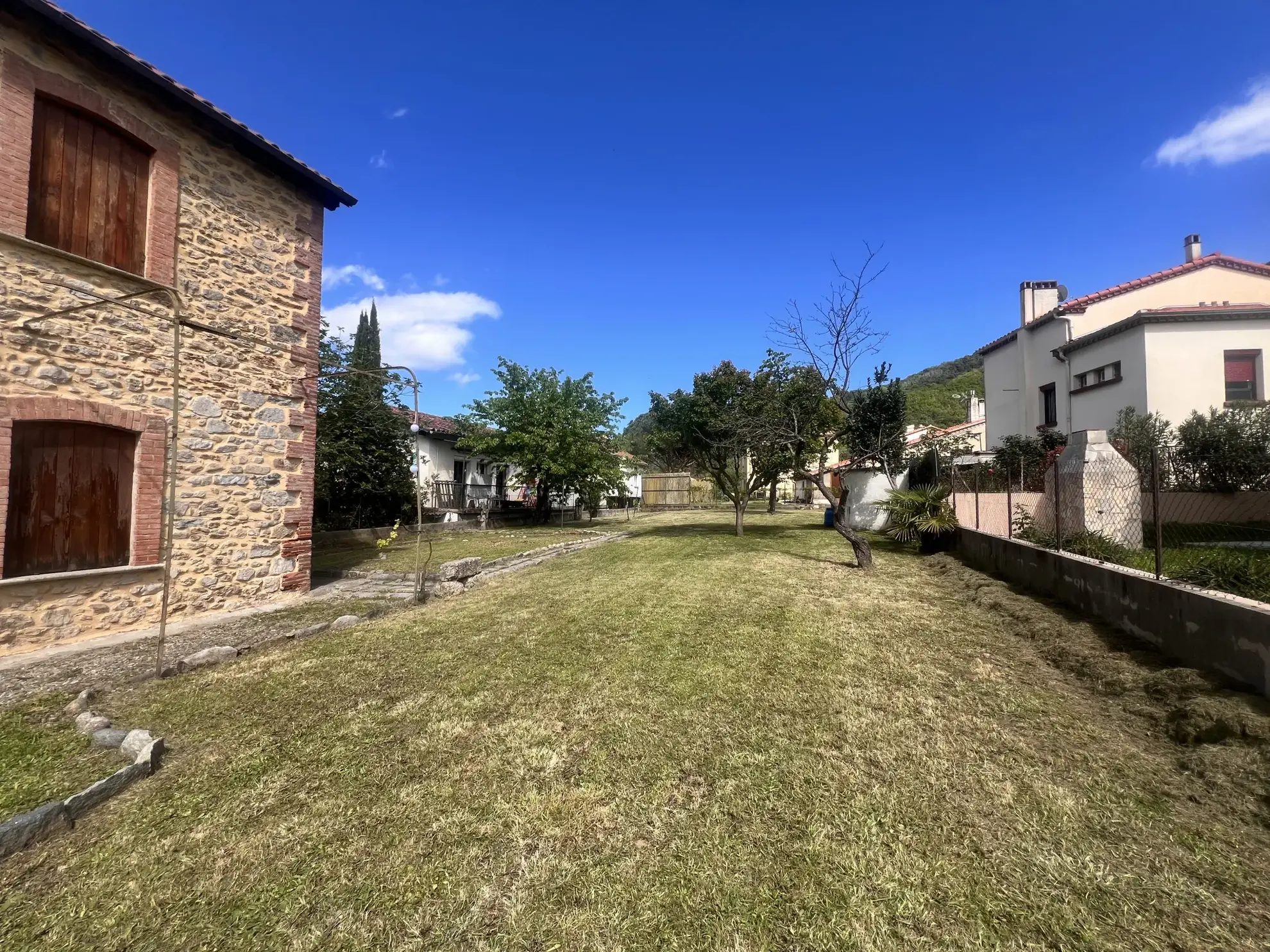Maison F5 avec grand jardin et garage à Arles-sur-Tech 