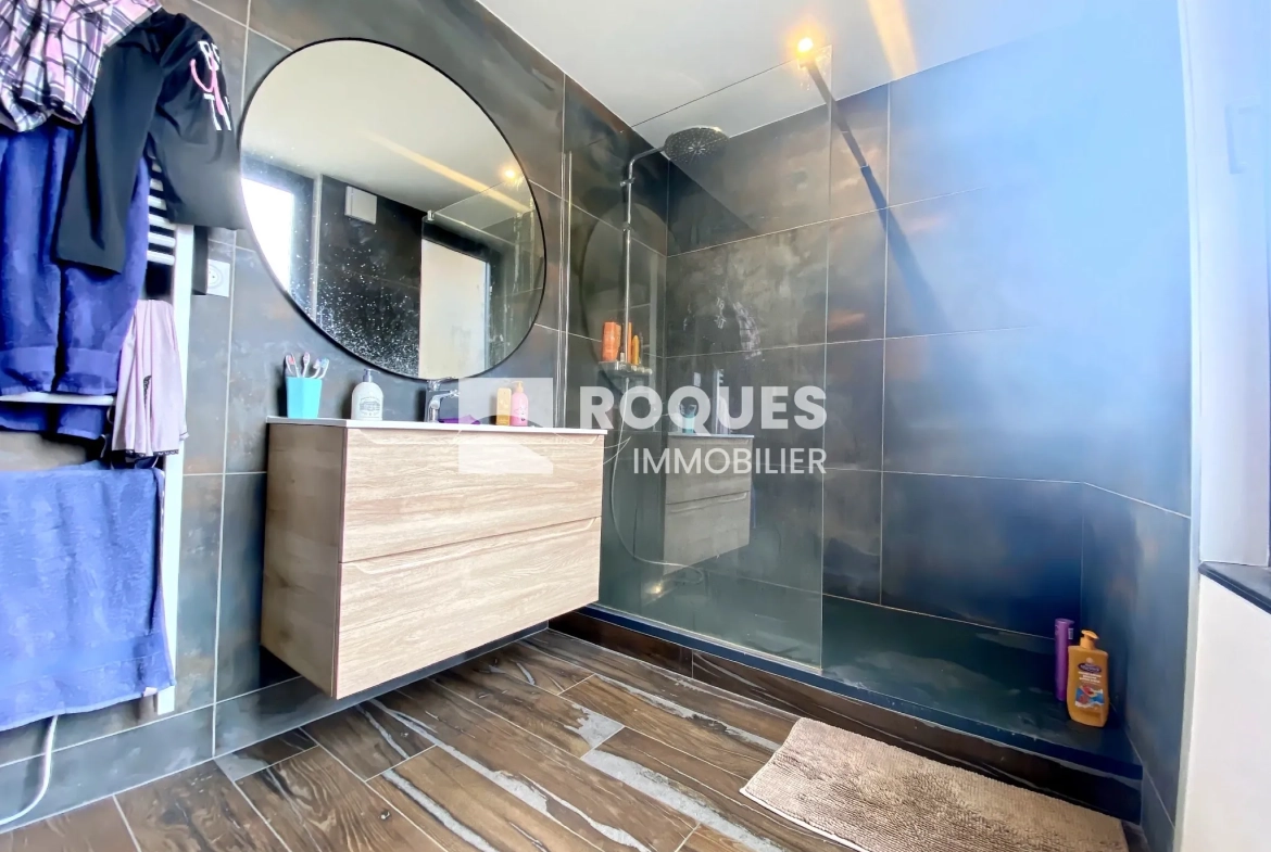 Appartement rénové de 72 m2 à Millau, proche centre-ville 
