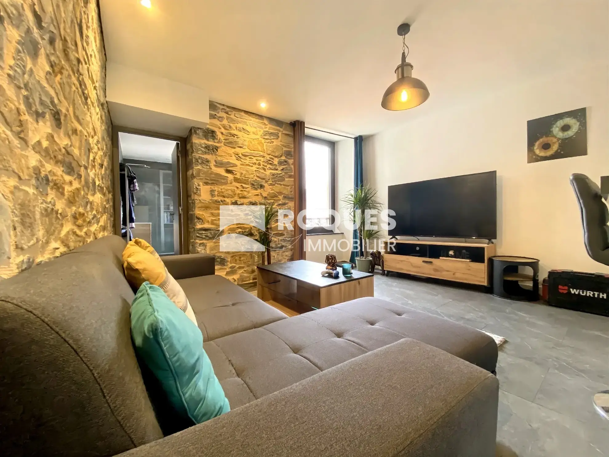 Appartement rénové de 72 m2 à Millau, proche centre-ville 