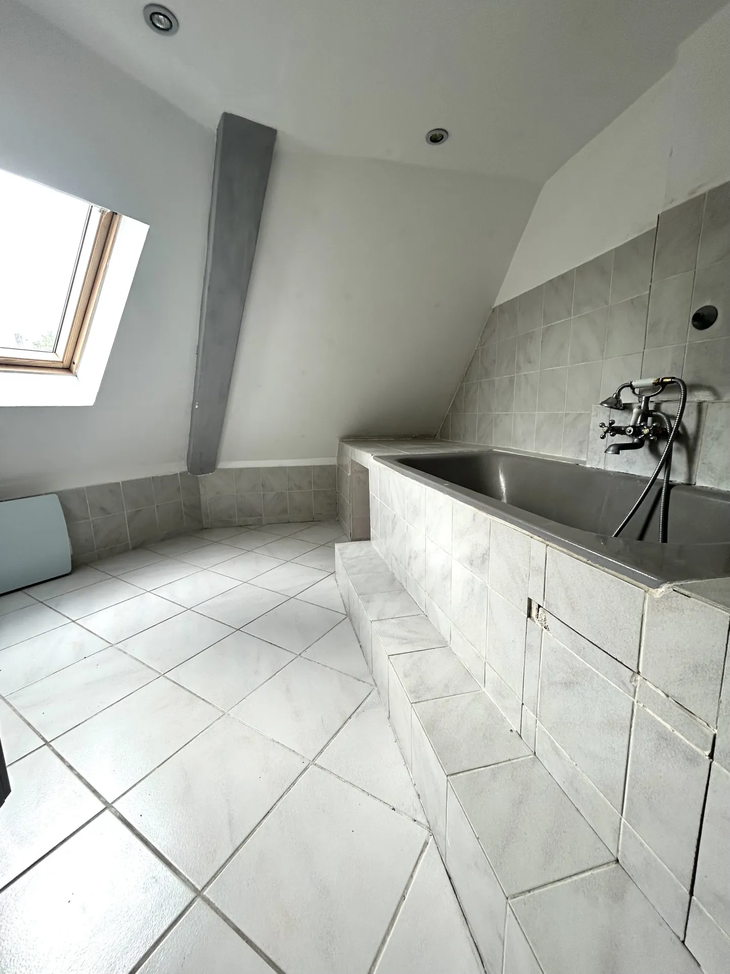 Appartement duplex 3 pièces à Noisiel - 56,80 m² dans quartier pavillonnaire 