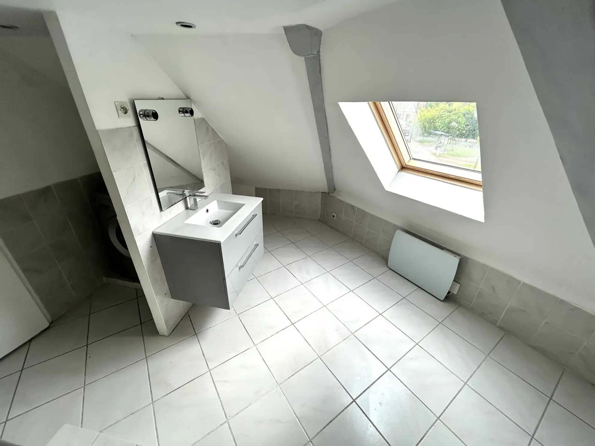 Appartement duplex 3 pièces à Noisiel - 56,80 m² dans quartier pavillonnaire 