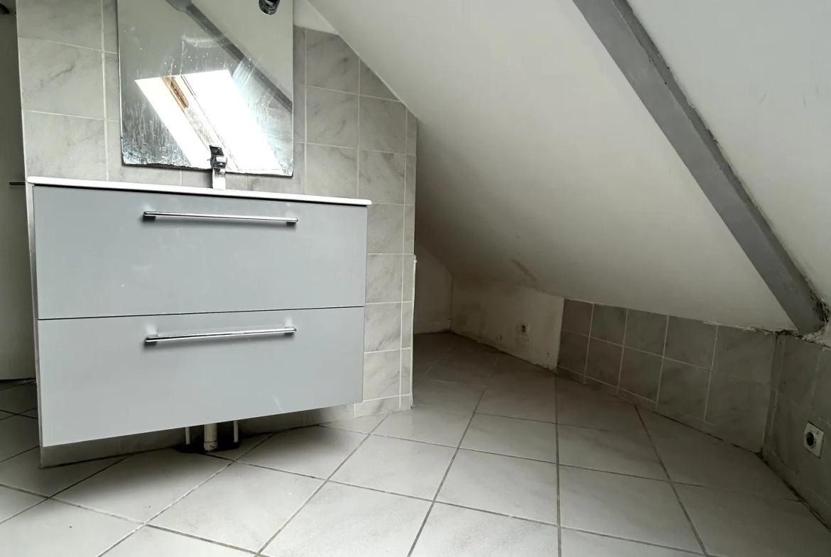 Appartement duplex 3 pièces à Noisiel - 56,80 m² dans quartier pavillonnaire 