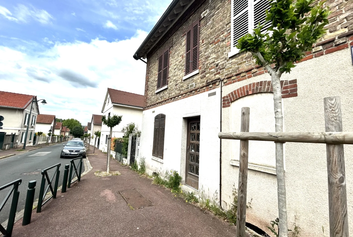 Appartement duplex 3 pièces à Noisiel - 56,80 m² dans quartier pavillonnaire 