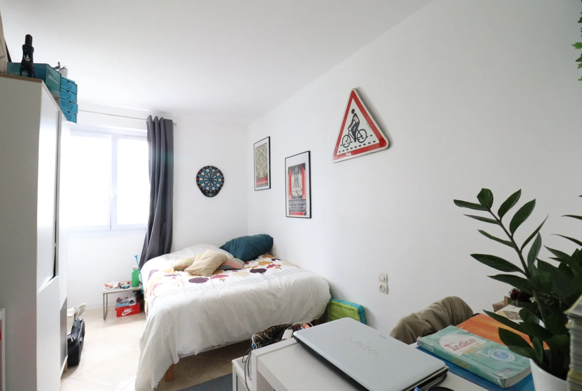 Appartement T3 lumineux avec vue sur la chaîne de Belledonne à Grenoble 