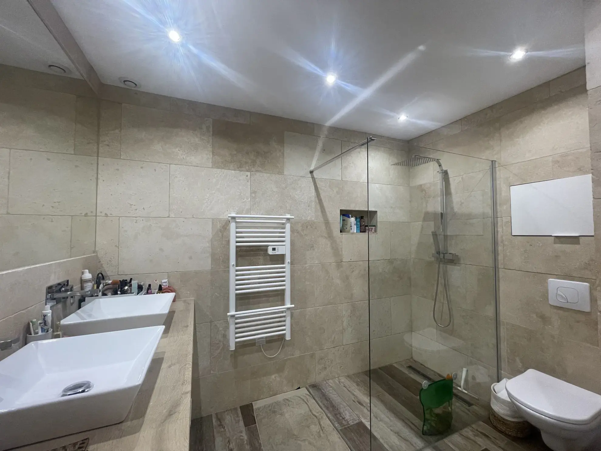 Appartement duplex rénové de 83 m² à La Crau en centre-ville 