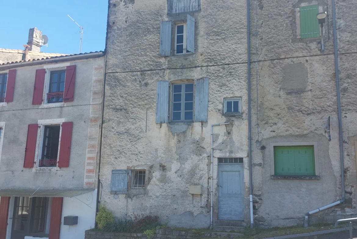 Charmante maison de village avec terrain et vue campagne à Fayet 