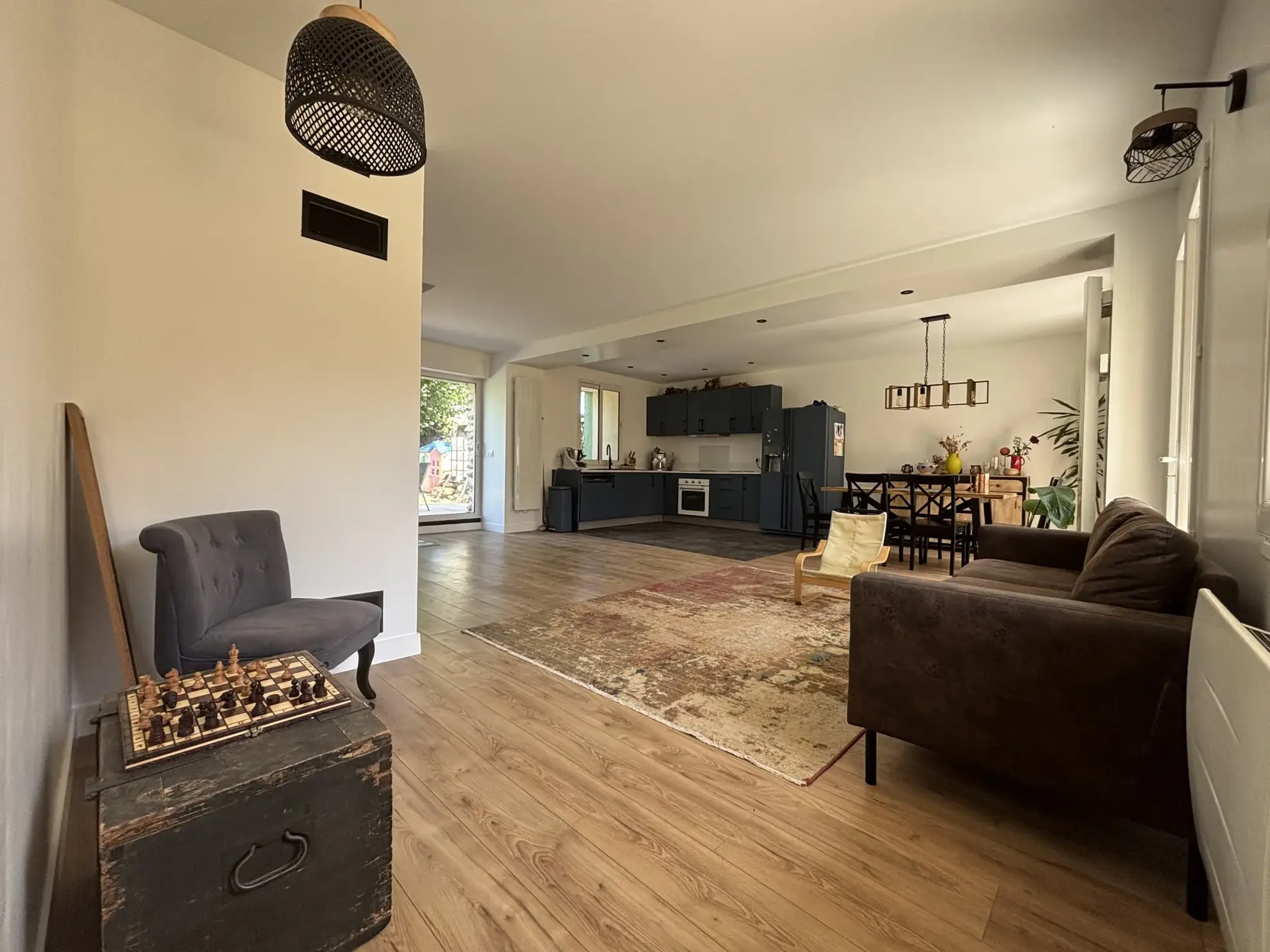 Maison briarde rénovée à La Ferté-sous-Jouarre avec jardin et prestations modernes 