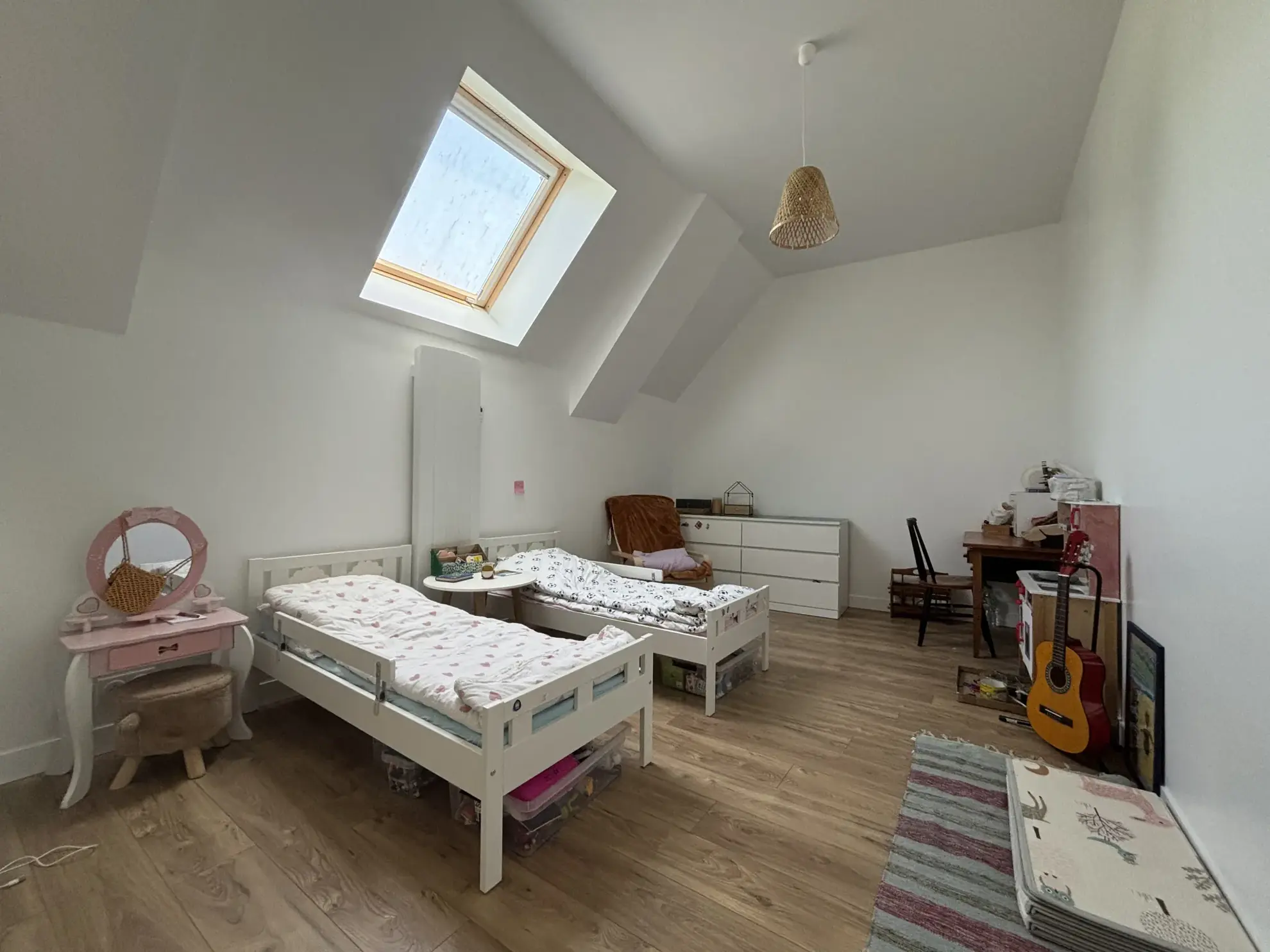 Maison briarde rénovée à La Ferté-sous-Jouarre avec jardin et prestations modernes 