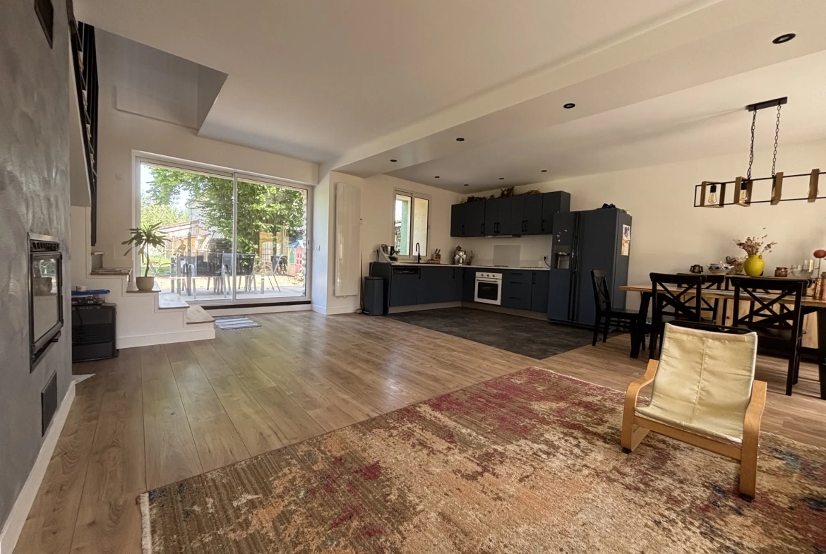 Maison briarde rénovée à La Ferté-sous-Jouarre avec jardin et prestations modernes 