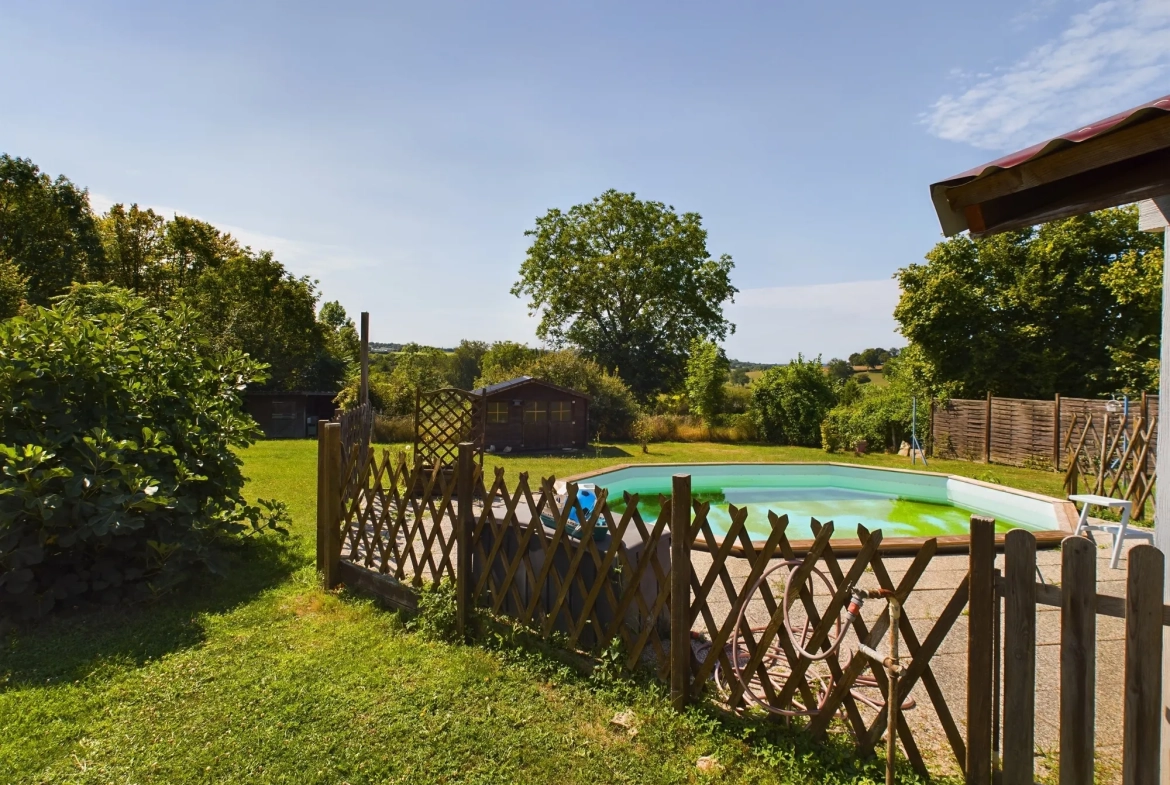 Maison de campagne rénovée avec jardin, piscine et studio indépendant à Saint-Benin-d'Azy 