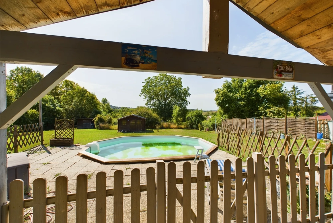 Maison de campagne rénovée avec jardin, piscine et studio indépendant à Saint-Benin-d'Azy 