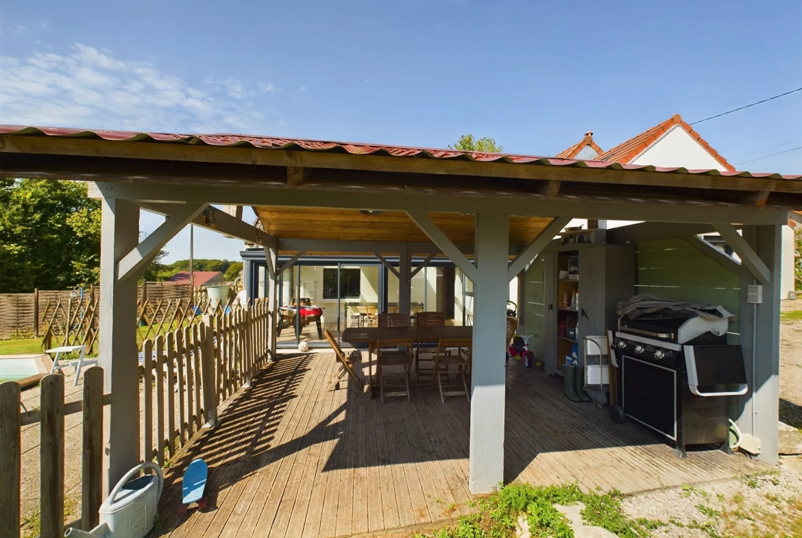Maison de campagne rénovée avec jardin, piscine et studio indépendant à Saint-Benin-d'Azy 