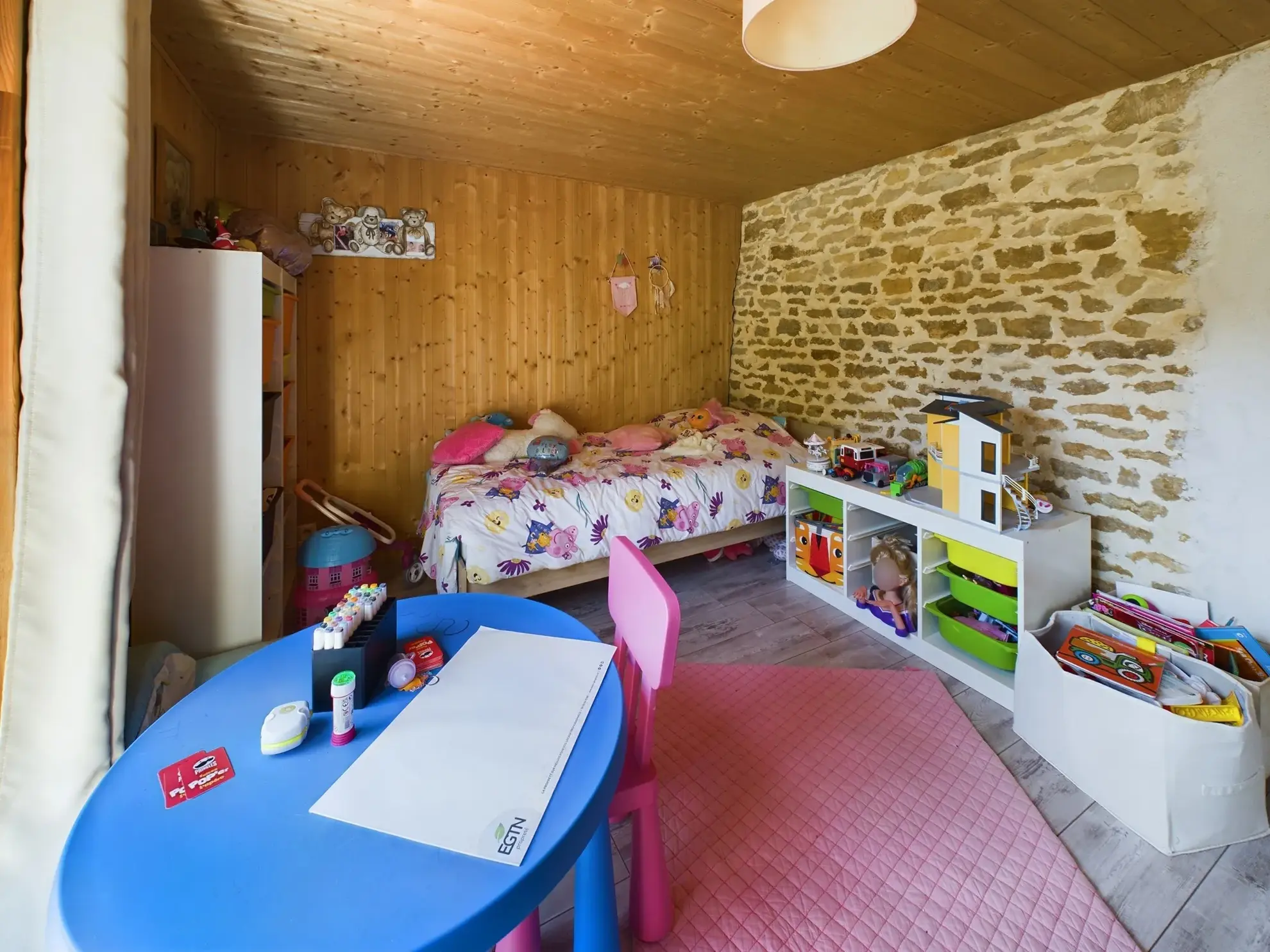Maison de campagne rénovée avec jardin, piscine et studio indépendant à Saint-Benin-d'Azy 