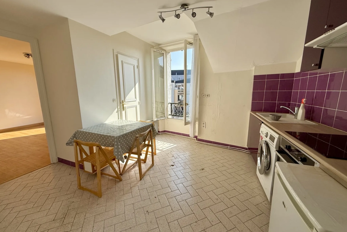 Appartement 2 pièces à Palaiseau proche gare et écoles avec jardin 