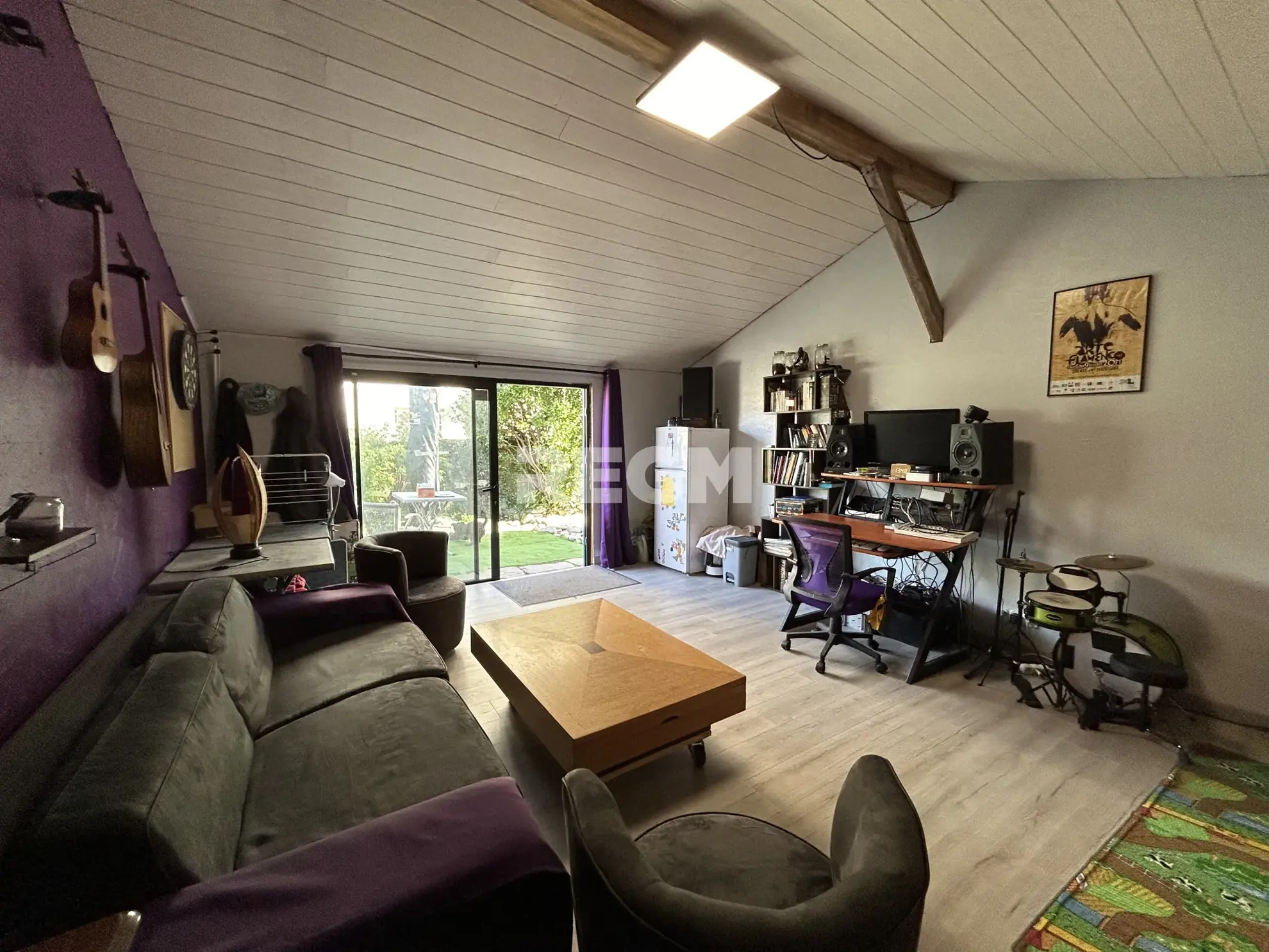 Maison de ville charmante à Gelos - 95 m² avec jardin et dépendance 