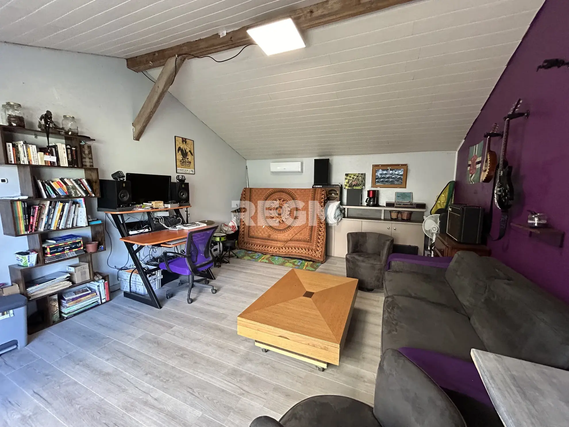 Maison de ville charmante à Gelos - 95 m² avec jardin et dépendance 