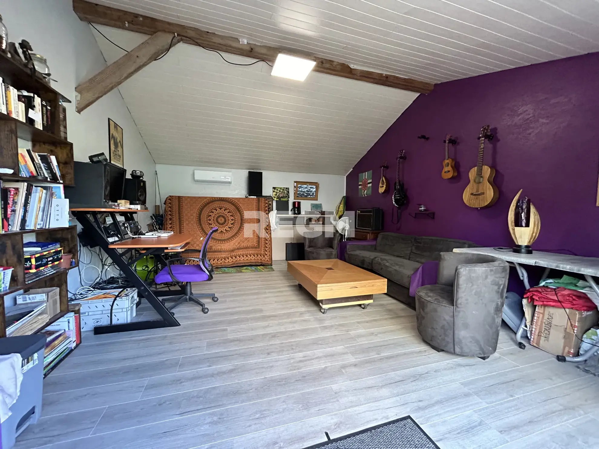 Maison de ville charmante à Gelos - 95 m² avec jardin et dépendance 