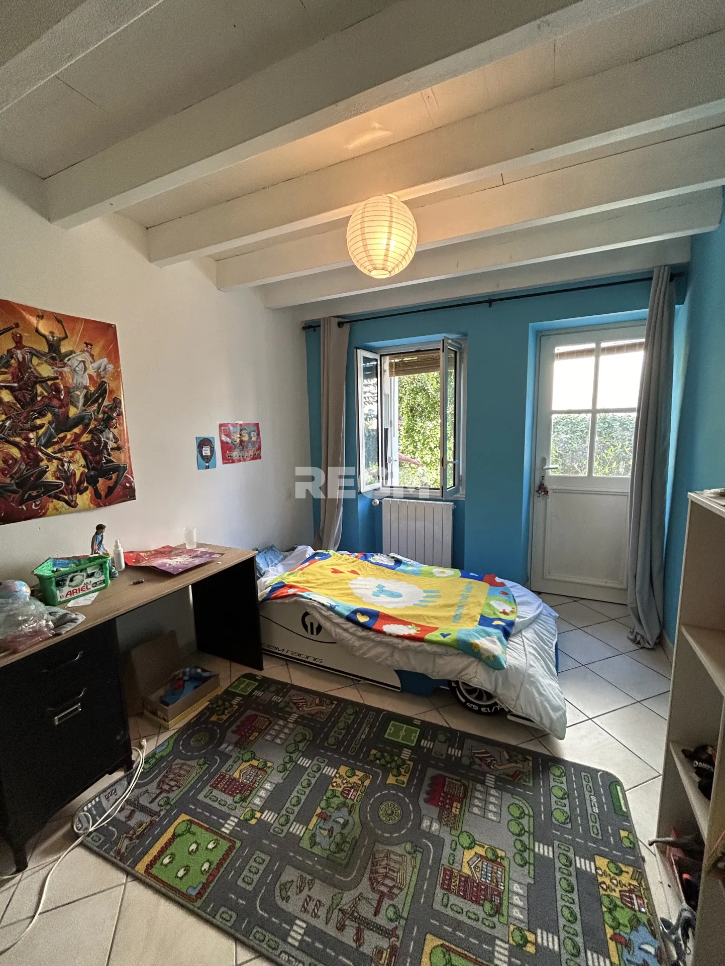 Maison de ville charmante à Gelos - 95 m² avec jardin et dépendance 