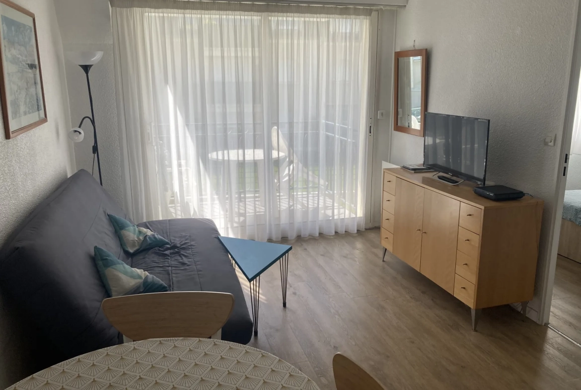 Appartement de 29 m² à vendre au centre de Cabourg avec balcon et parking 