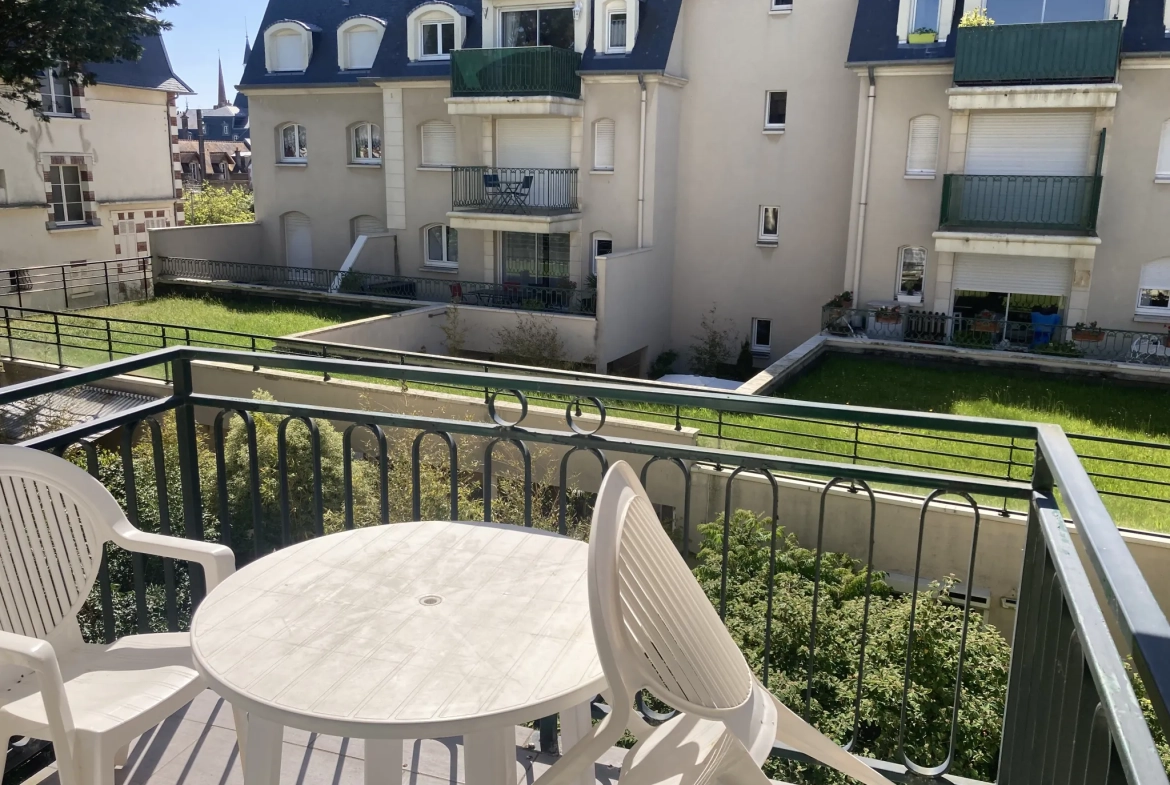 Appartement de 29 m² à vendre au centre de Cabourg avec balcon et parking 
