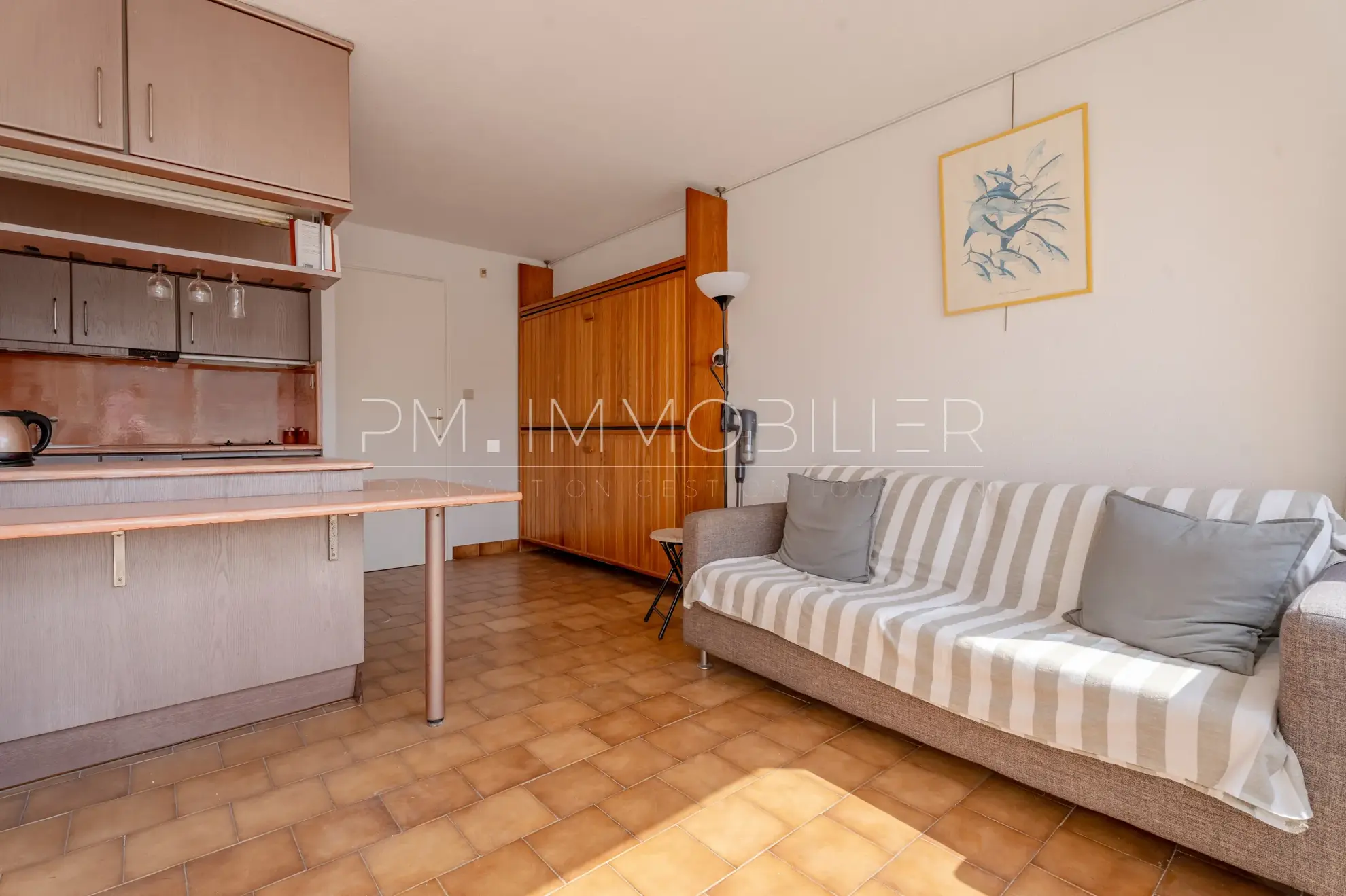 Appartement de 22 m² avec terrasse et vue mer sur l'île du Frioul à Marseille 