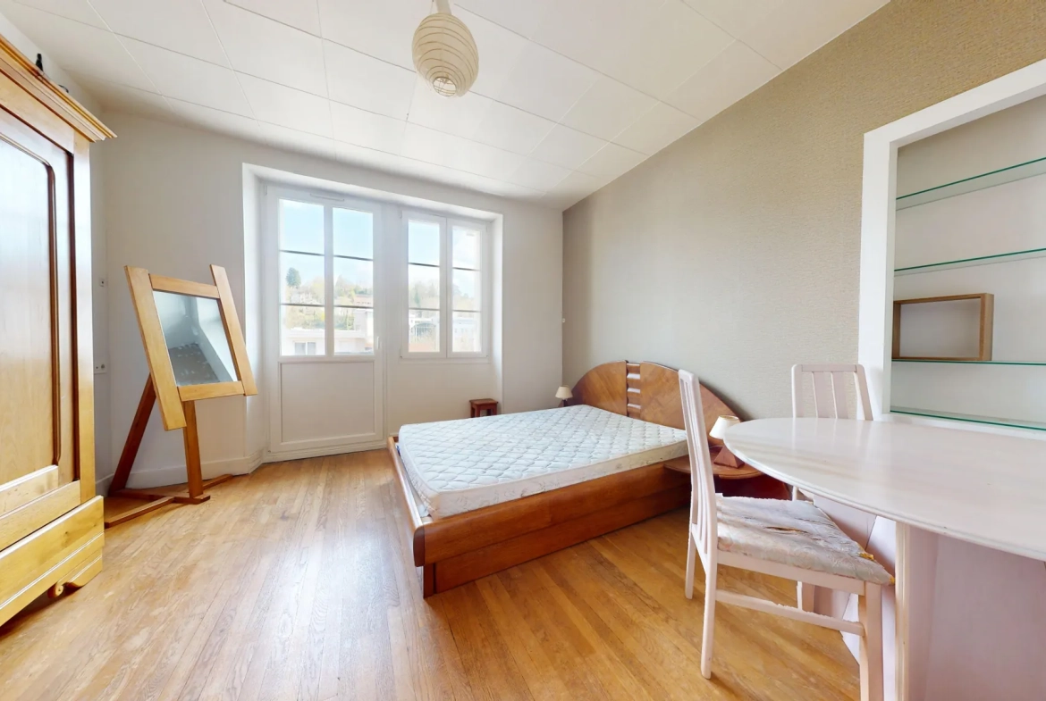 Appartement T3 lumineux avec balcon à Besançon - Quartier des Chaprais 