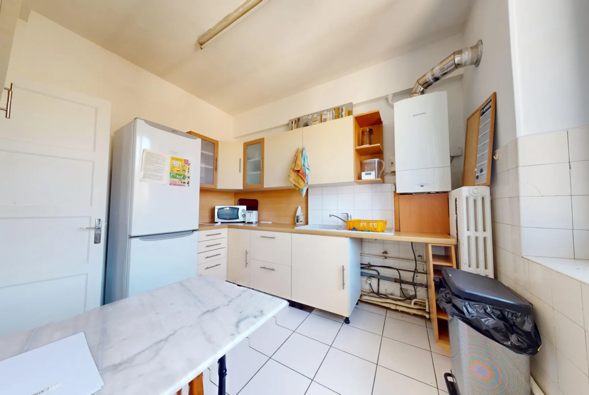 Appartement T3 lumineux avec balcon à Besançon - Quartier des Chaprais 