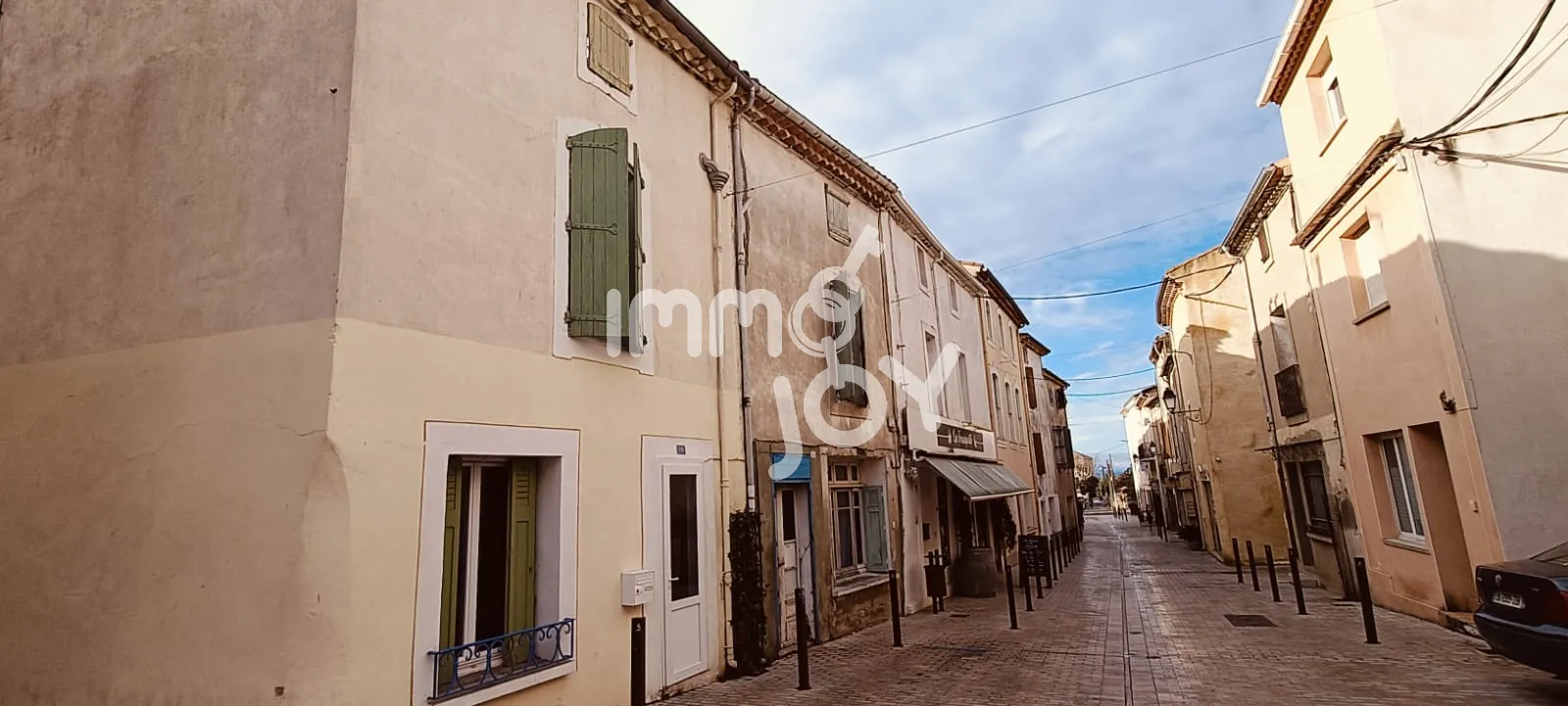 Maison de village à Lespignan avec terrasse tropézienne - investissement locatif 
