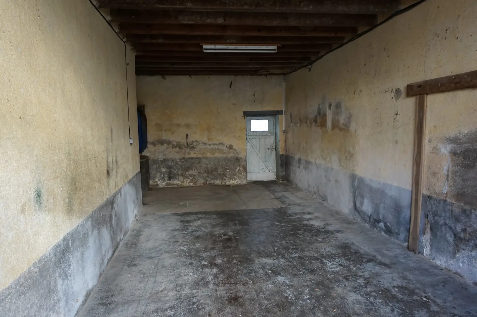 Maison de 102,5 m² avec dépendances sur terrain de 1930 m² à Luzy 