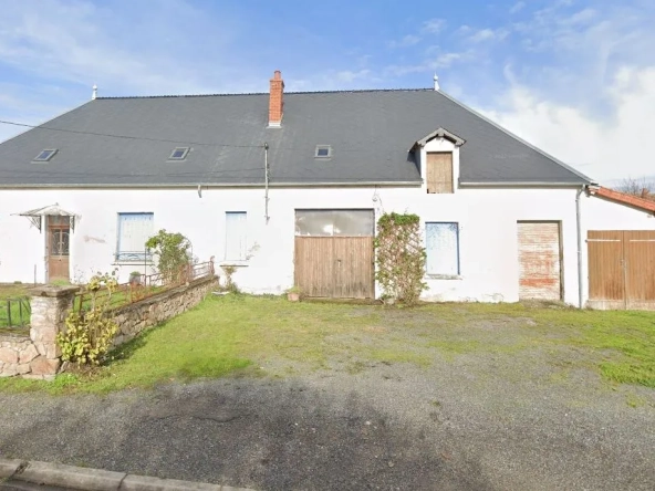 Maison de 102,5 m² avec dépendances sur terrain de 1930 m² à Luzy