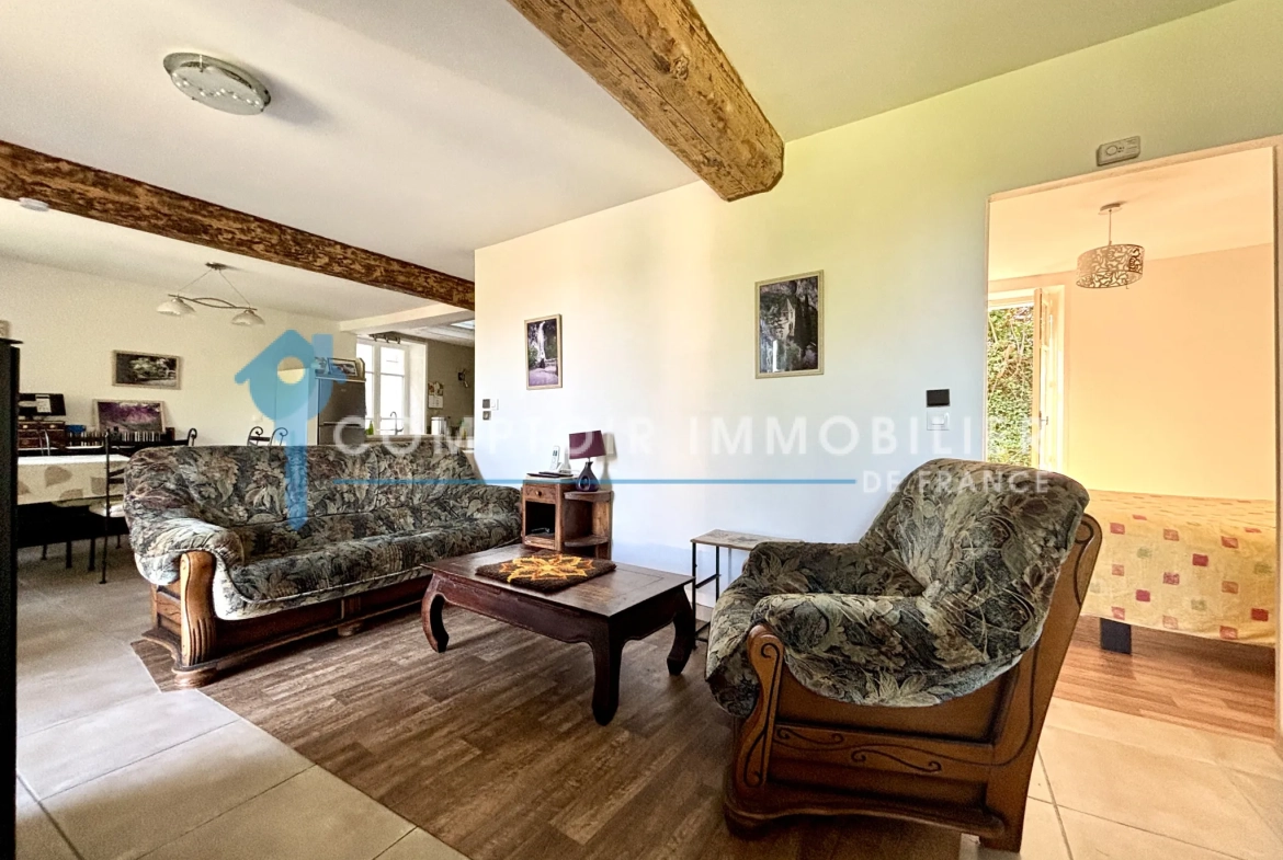 Maison mitoyenne à Paladru de 77 m² avec terrain et potentiel 